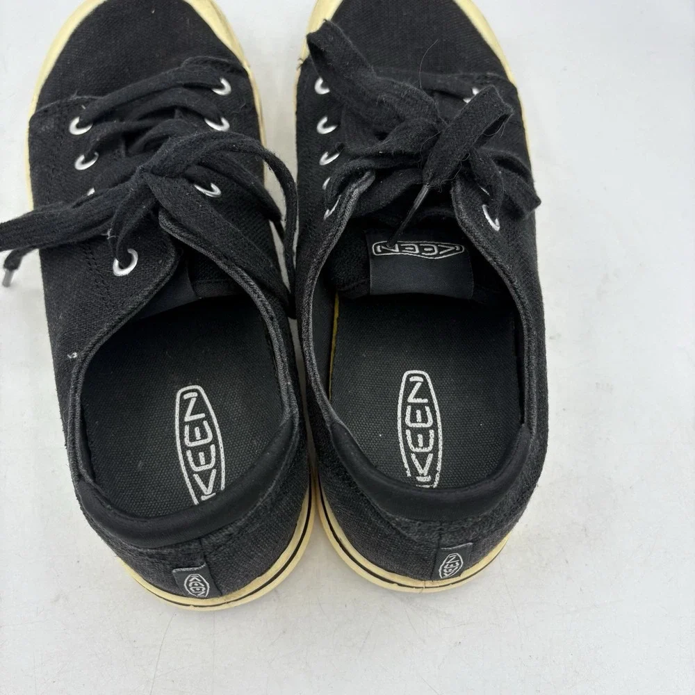 Keen Shoes Womens Size 8.5 Elsa IV Black White Low Top Lace Up‎ Sneakers